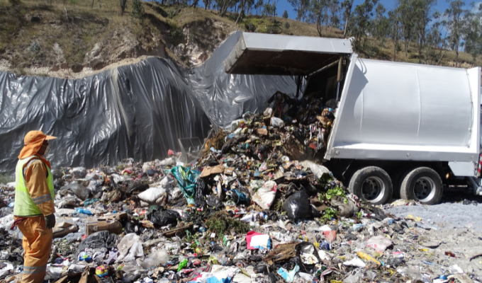 Relleno sanitario desbordado y sanciones millonarias