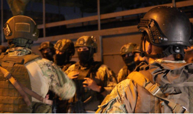 Militares desmantelaron guarida de droga en Portoviejo