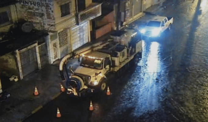 Guayaquil bajo el agua por tercer día consecutivo