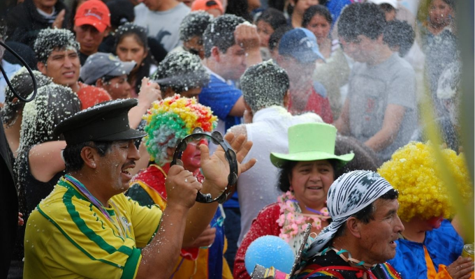 ¡Feriado de Carnaval con IVA reducido en Ecuador!