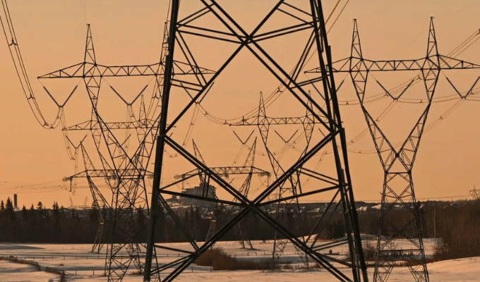 Tensión entre EE.UU. y Canadá por la electricidad y nuevos aranceles