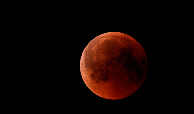Luna de sangre: el espectáculo astronómico que no te puedes perder