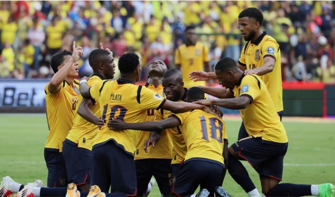 Ecuador derrotó 2-1 a Venezuela y sigue firme rumbo al Mundial