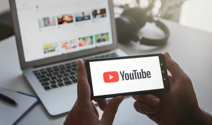 ¡Locura total!Hombre casi muere por operarse con tutoriales de YouTube