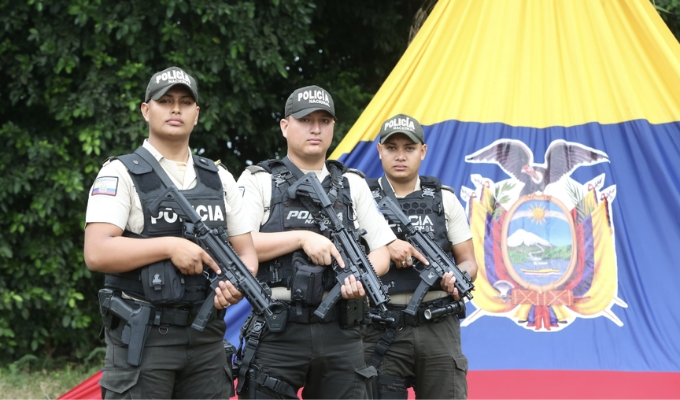 Policía ejecuta 120 operativos y deja 166 detenidos