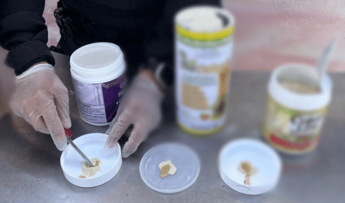 ¡Cae envío de droga camuflada como colágeno rumbo a España!