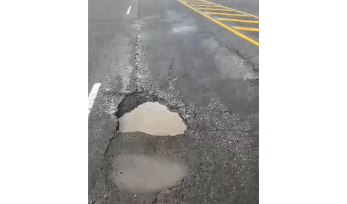¡Huecos y más huecos! Latacunga en lío por calles destrozadas