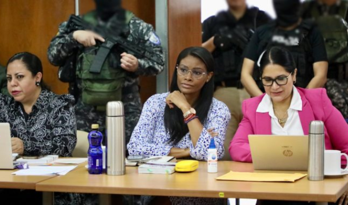 Fiscal Diana Salazar puede seguir en funciones de forma prorrogada