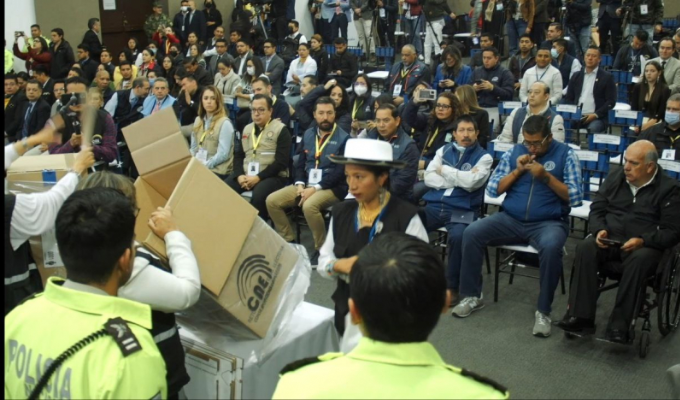 Correísmo y ADN se alistan para cuidar cada voto este 13 de abril