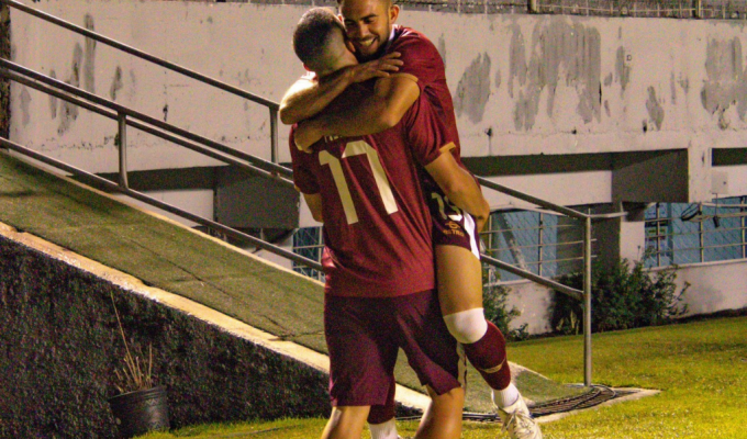 Con un doblete de Monti, Vinotinto FC humilla 5-0 a Delfín