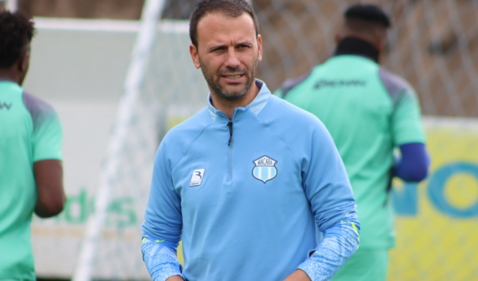 Fin del ciclo de Alexander Pallarés en Macará tras derrota