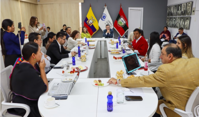 El Consorcio de Cámaras de la Producción Reúne a Sectores Productivos