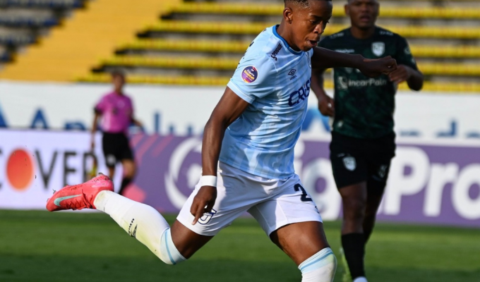 Orense no logra mantener el ritmo y cae 2-0 ante la Chatoleí.