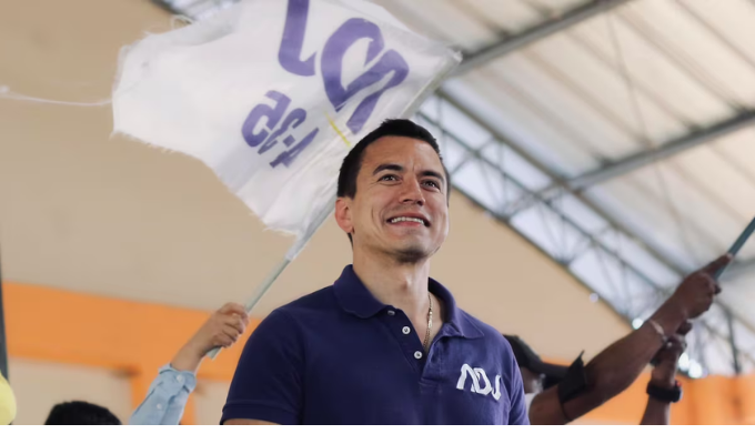 ¡Noboa alista recambio ministerial para enfrentar crisis!