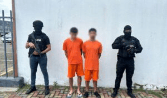 ¡Cae alias ‘Lola’ en Quevedo por extorsión!