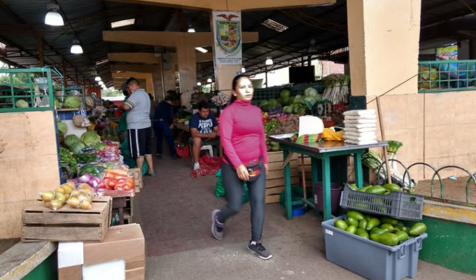 ¡Crimen a plena luz del día en Santa Ana! Vendedor de rifas asesinado