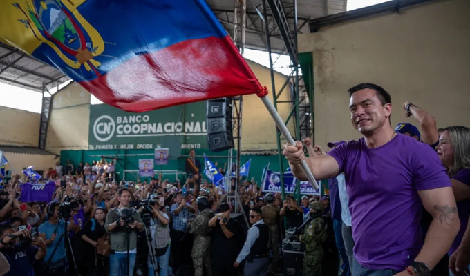 Noboa va con todo: nueva Constitución en solo 5 mese