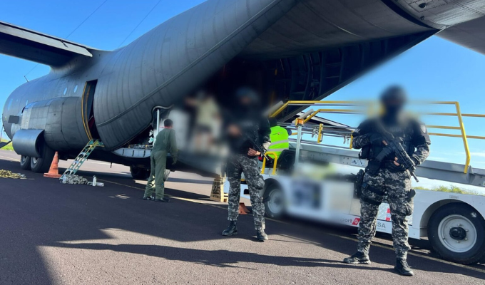 ¡Operativo bomba en Galápagos!