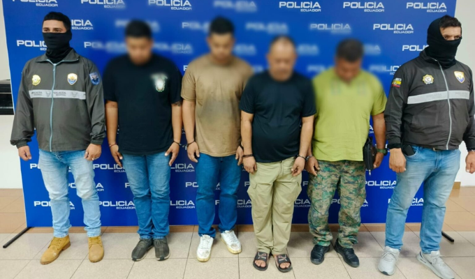 ¡Cayeron con todo!Desmantelan taller clandestino de armas en Guayaquil