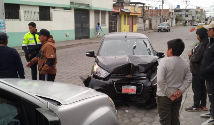 ¡Borrachera terminó en desastre en el barrio Tierra Nueva!