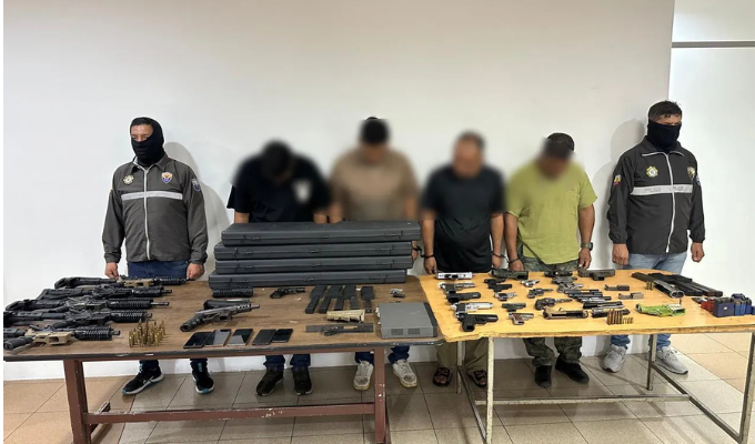 ¡Cayó taller secreto de armas en pleno Guayaquil!