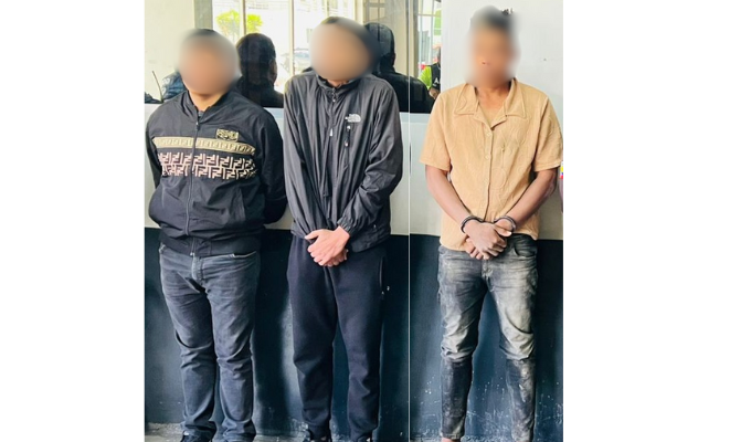 Cuatro jóvenes atacados, uno secuestrado en plena madrugada en Ambato