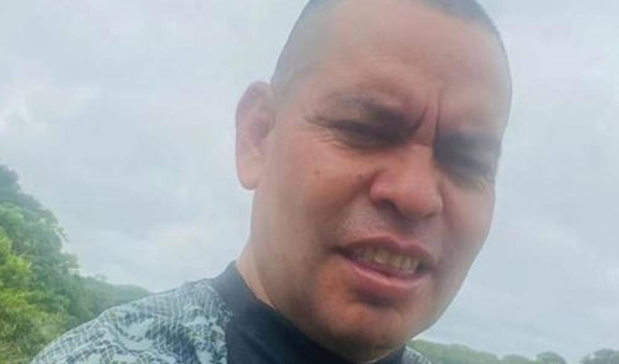 El Ejército ecuatoriano identifica al guerrillero abatido