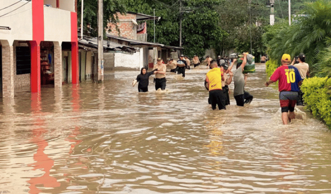 Zamora bajo el agua: Más de 300 familias evacuadas por desbordamiento