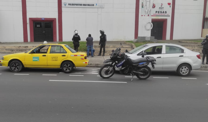 Atraco Terrorífico en Local de Letamendi: ¡Los Ladrones Usaron Taxi!