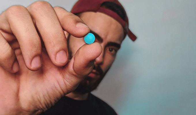 Adiós condones y excusas: llega la píldora masculina