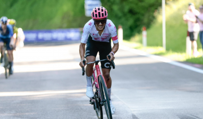 Richard Carapaz, la Locomotora del Carchi ya se subió al podio
