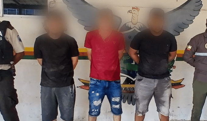 ¡Cayeron tres de “Los Choneros” con armas en Guayas!