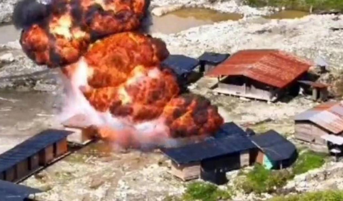 ¡Ecuador bombardea minería ilegal!