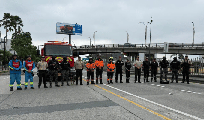 ¡Simulacro con explosivos en pleno Guayaquil!