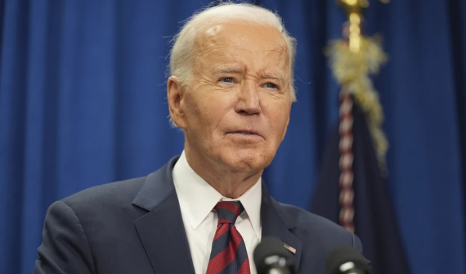 ¡Trump lanza bomba política! Acusa a Biden de no saber lo que firmaba