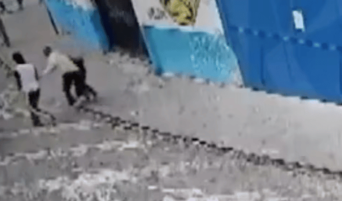¡Alerta en Quito! Supuesto intento de secuestro frente a escuela
