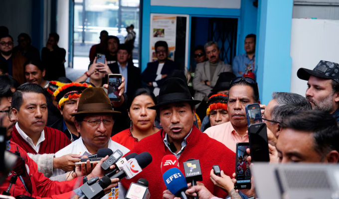 Leonidas Iza dejó en el aire su propia denuncia ¡y la archivaron!