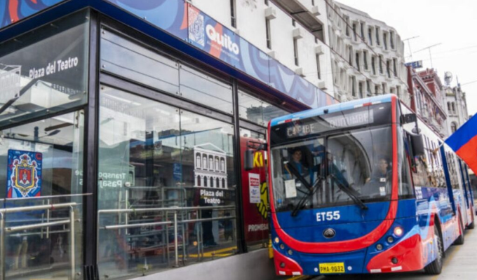 Desde hoy, Quito tiene 14 trolebuses más en las calles