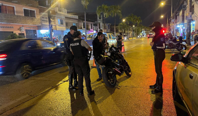 ¡Comandancia de Policía se muda a Guayaquil en medio del terror!