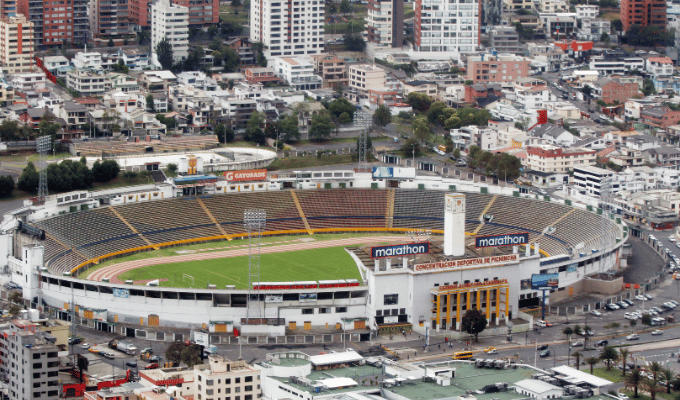 Un juez frena el traspaso del estadio al Municipio de Quito