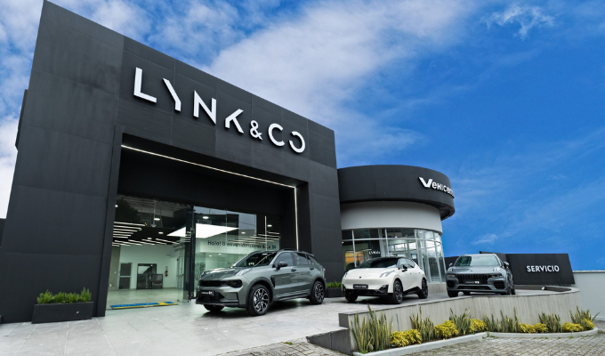 ¡Nuevo jugador en Ambato! Lynk & Co llega con carros futuristas