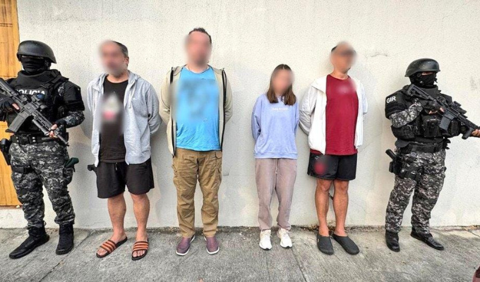 ¡Alarma en Daule! Extranjeros capturados con granadas y armas