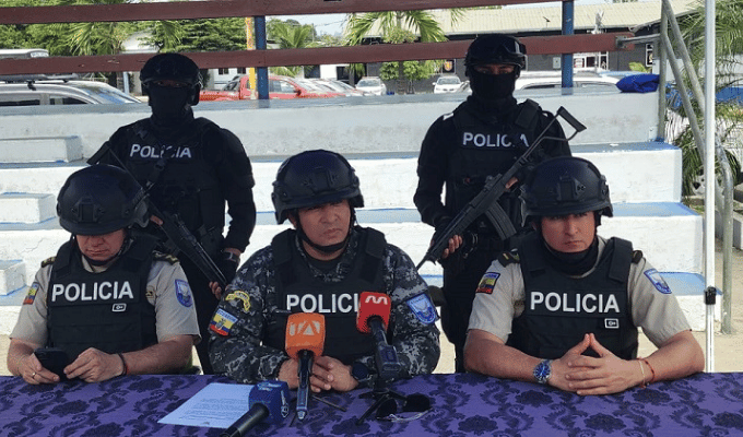 ¡Persecución de película en 24 de Mayo!
