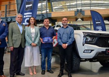 Sinotruk lidera la Vuelta al Ecuador 2025 con su potente camioneta