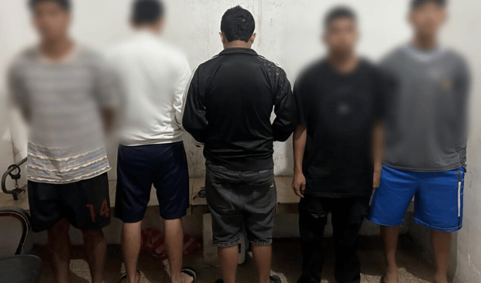 ¡Cinco capturados con armas y moto robada en Guayas!
