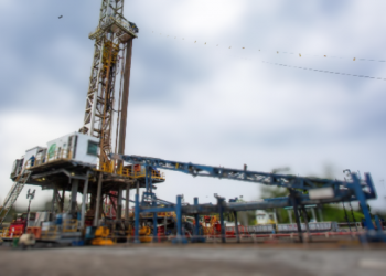 Producción petrolera en Ecuador se desploma 64% en julio