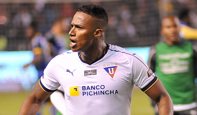 Liga de Quito promete pagarle a Antonio Valencia la deuda