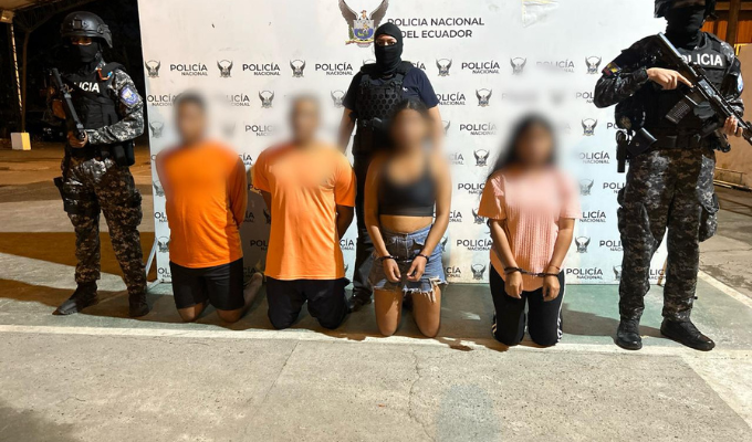 ¡Extorsión desde la cárcel! Cuatro detenidos en Esmeraldas