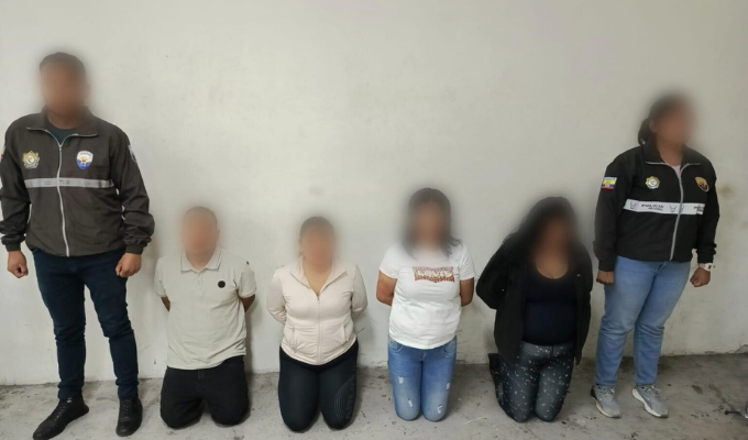 Atrapan a banda que robaba locales en Quito!