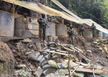 Minería ilegal arrasa con todo: oro, dinero y hasta vidas en Ecuador